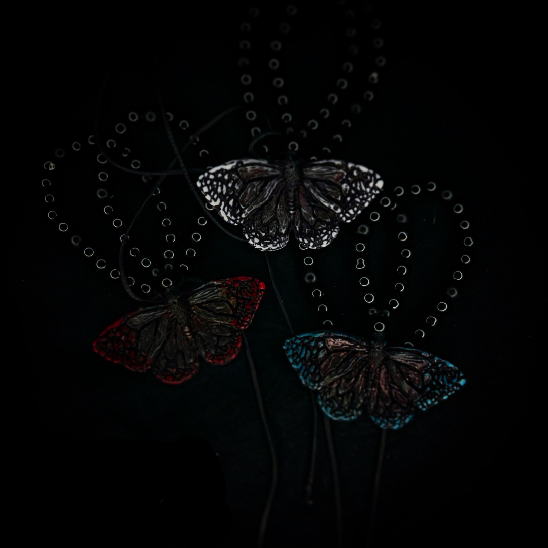 Majestic Monarch Butterfly Pendant Necklace – Grace
