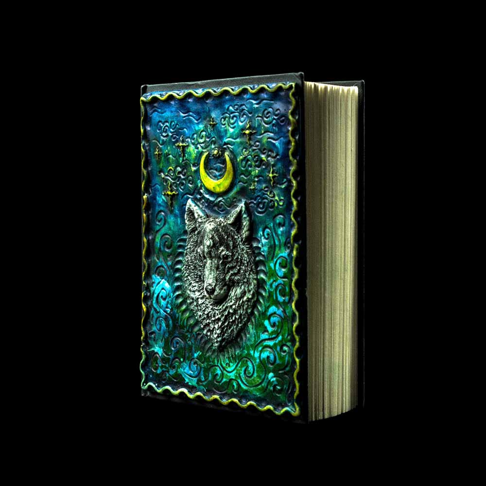Luxury Wolf A5 Notebook